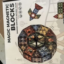 Wowaminaz 4 In 1 Montessori Toy