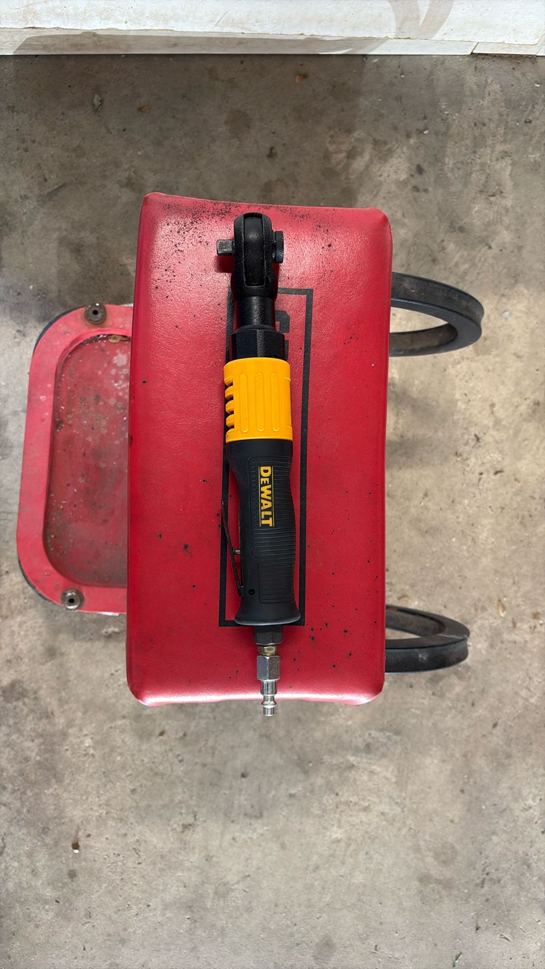 Dewalt 3/8 Air ratchet