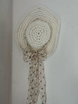 Hat bow holder