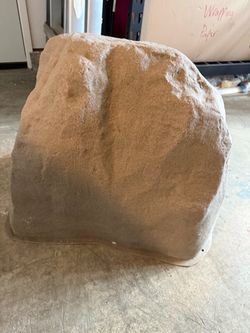 Sandstone Rock Valve Box Cover