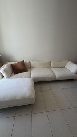 Upholstery Sofa/ Couch/ Sectional