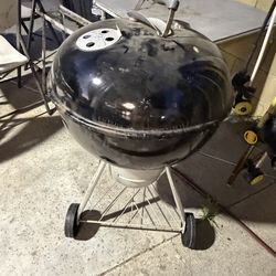 Original letter weber black 22 inch