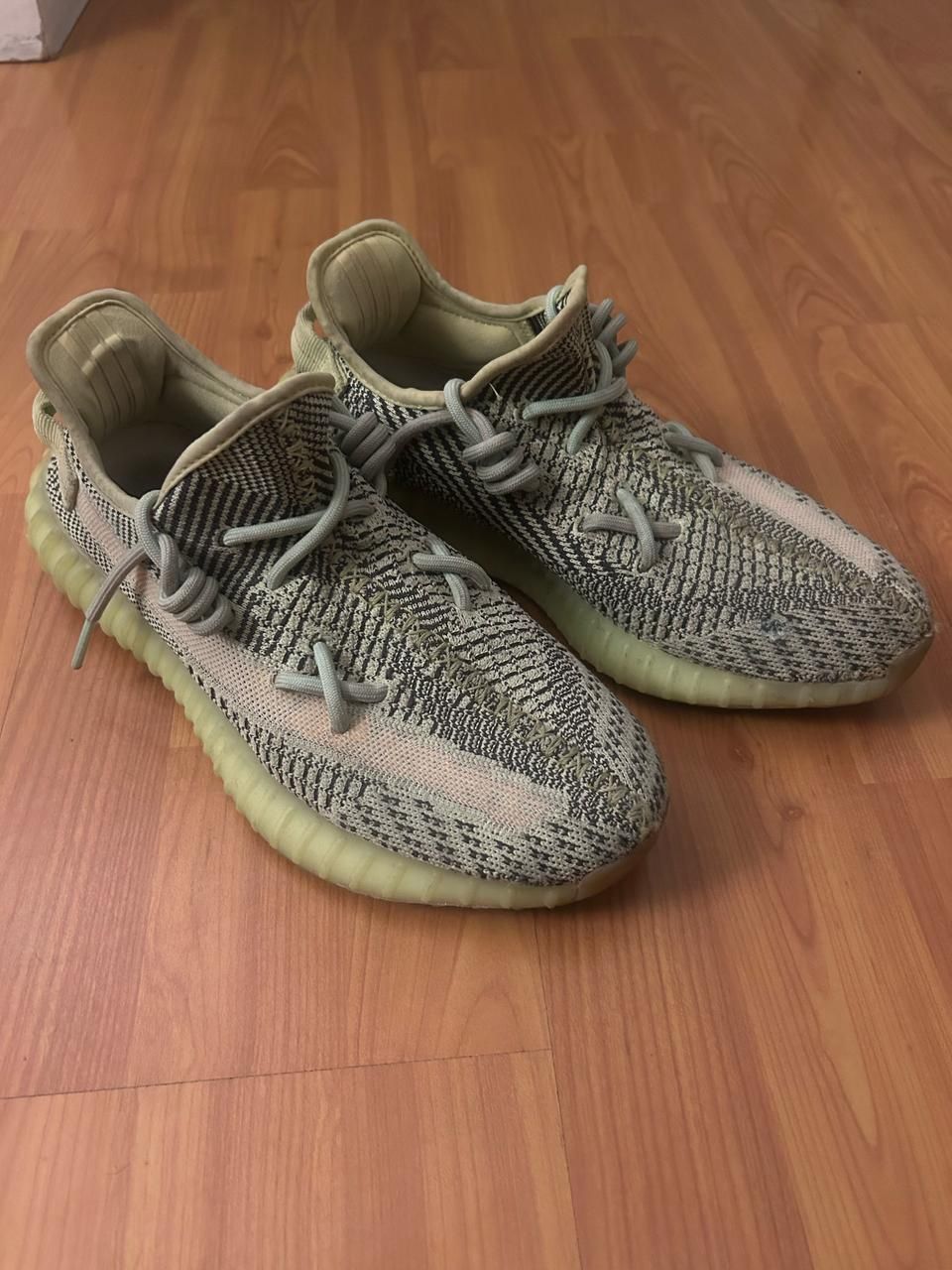 Yeezy 350 Size 9 Neon Green