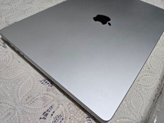 2021 Macbook Pro A2442,M1 Pro,14",512Gb,16Gb,Non Touchbar,Good Condition, Grade A, Grey Color, Genuince AC Charger, Office 2022,Warranty for Big Sale