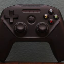 SteelSeries Nimbus Wireless Gaming Controller 