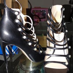 Sexy black Authentic GUCCI shoes size 10