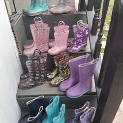 Buenas Condisiones Size 3 Y 12 Y 13 Y 10