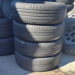 245 50 19 Pirelli Set of 4 Used Super Clean Set