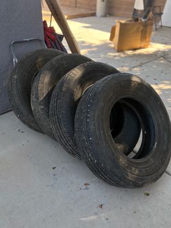 Stock tires from a 2025 JEEP GLADIATOR SPORT/NIGHT