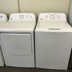 GE White Washer Gas Dryer Set 