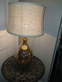 Champagne bulb style table lamp