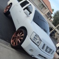 Nissan Titan 