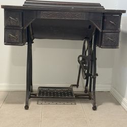 Wheeler & Wilson Antique Sewing Machine