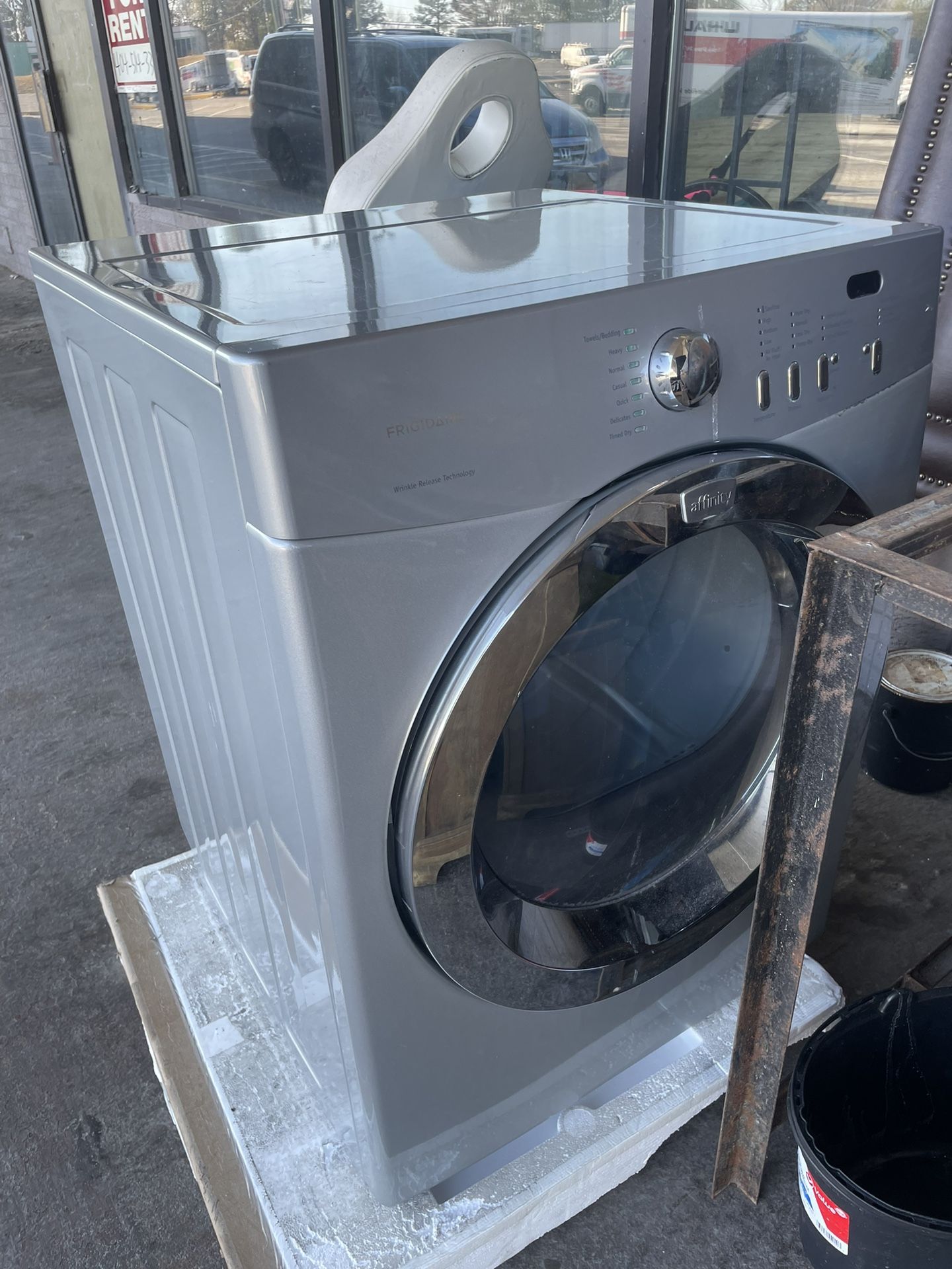 Frigidaire Dryer