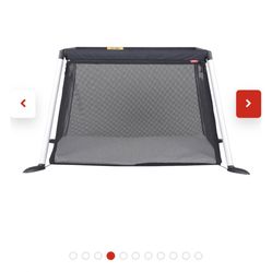 Phil And Ted’s Travel Crib 