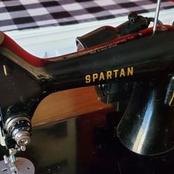 Antique Singer Spartan Working Sewing Machine With Table 
