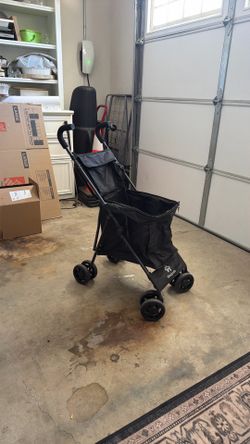Dog stroller