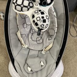 4moms Mamaroo 