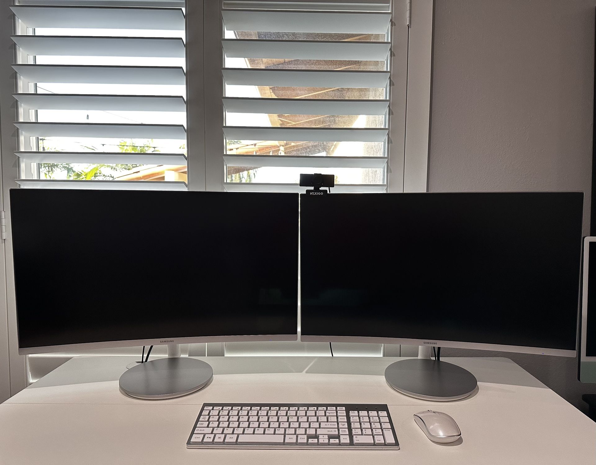 Samsung - CF591 Series 27" LED Curved FHD Monitor