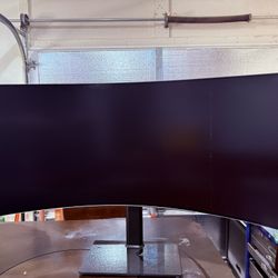 46” Curved Gaming Monitor