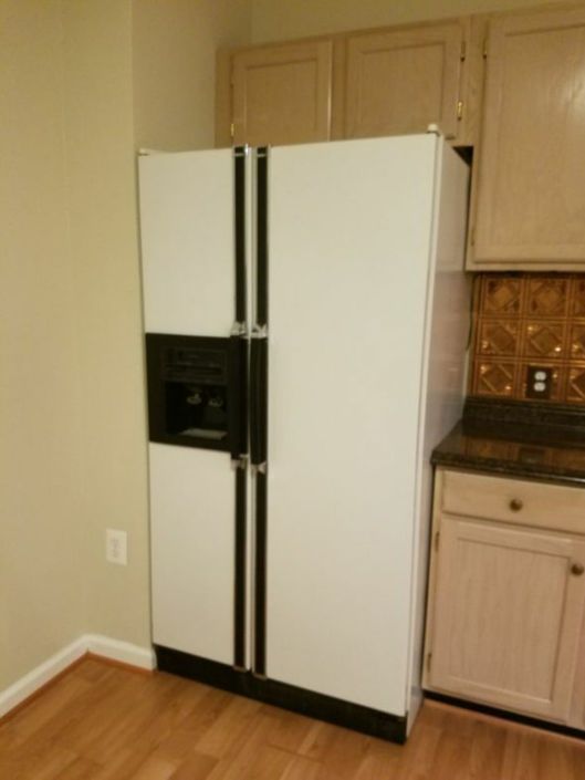 Great side by side Kenmore fridge