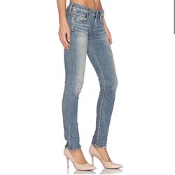 Citizens of Humanity Racer Low Rise Skinny Jeans Light Blue Distressed 25 Approximate measurements : Waist laying flat 14.5" Hips 17.75" Rise 7" Inse