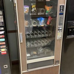 Vending Machine Snacktron 2