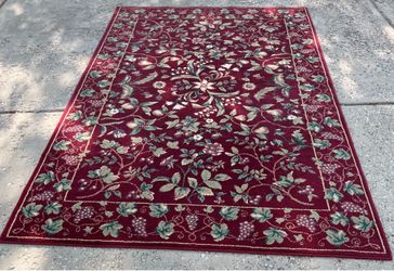 Rug - flowered decorative