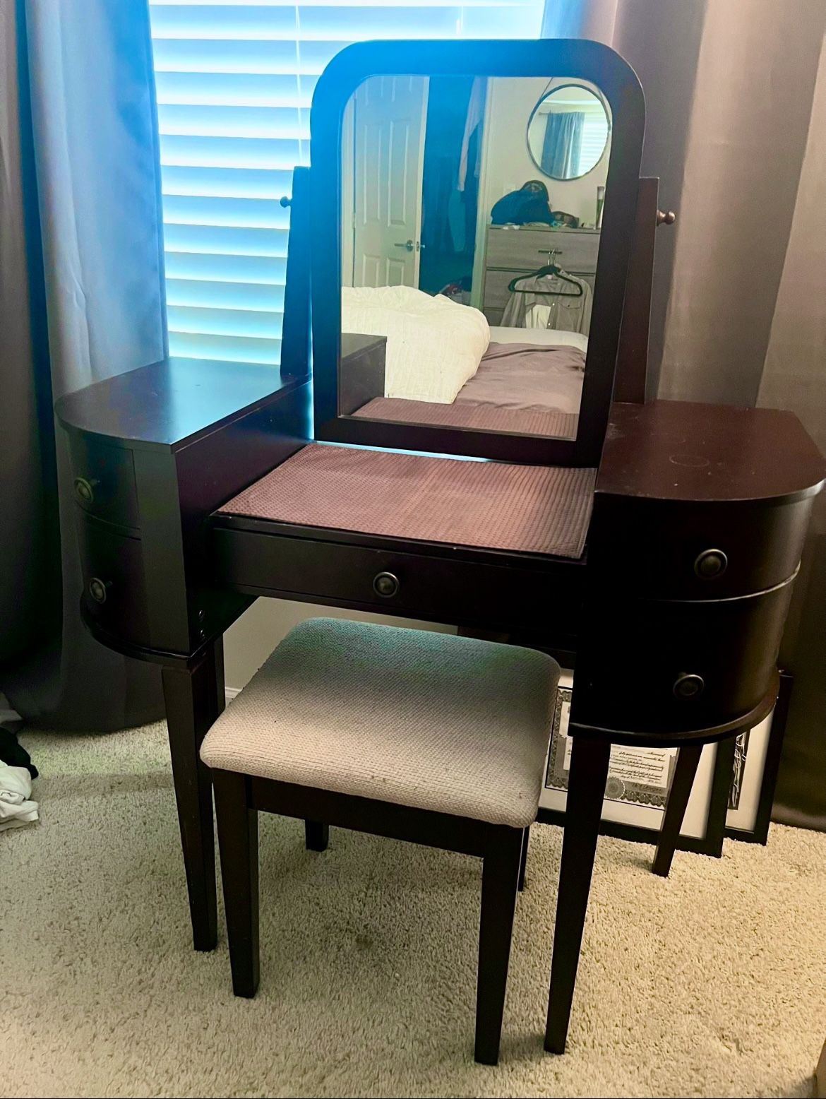 Vanity