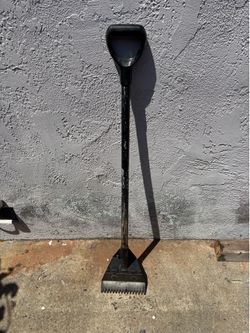 Roofing shingle stripper/removal tool
