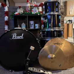 Pearl Drum Set – Complete Kit w/Cymbals – $450 (Great Condition!)