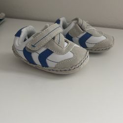 Baby Shoes 