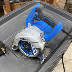 Handheld Title Saw