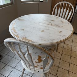 Free table   With 4 chairs