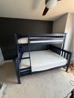 Max & Lily Full bed w/ twin bunkbed frame only