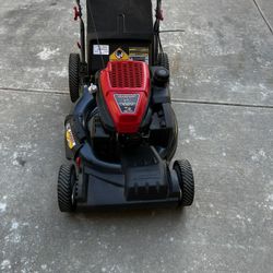TROY-BILT   Lawn Mower Self Propelled