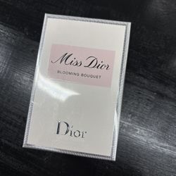 Miss Dior Perfume