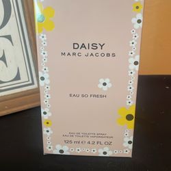 Mark Jacob perfume