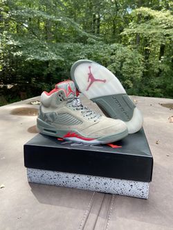Jordan 5 retro p51 camo with box(STEAL)