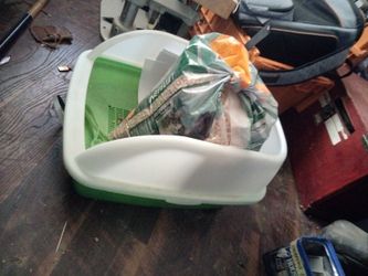 Litter Box With Pine Pellets