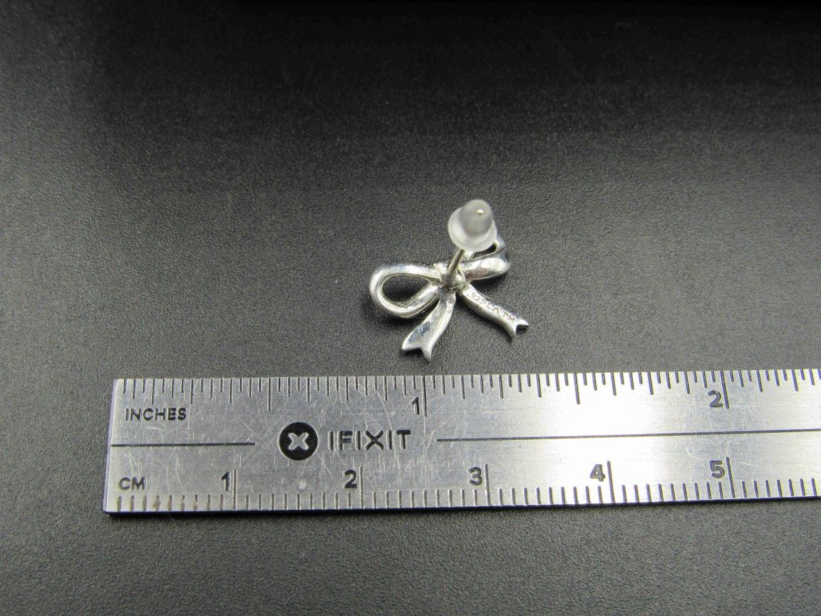 Sterling Silver Small Bow Stud Earrings Vintage Wedding Engagement Anniversary Beautiful Everyday Minimalist Cute Sexy
