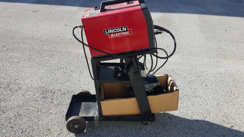 Lincoln Welder Pro Mig 180 W/Welding Cart