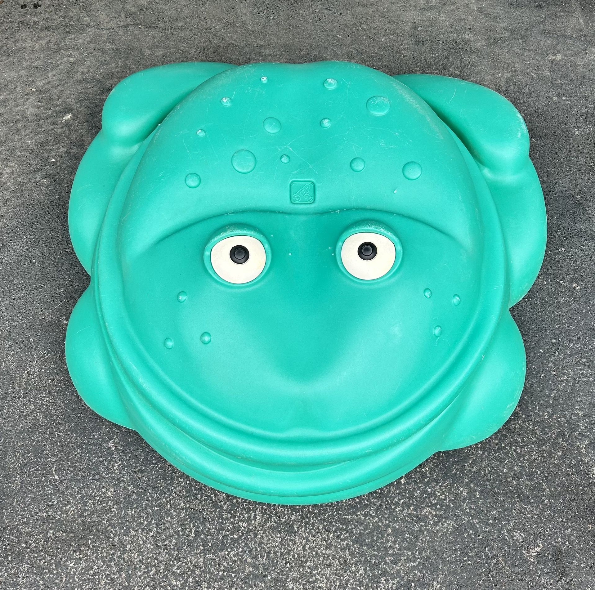 Step2 Frog Sandbox