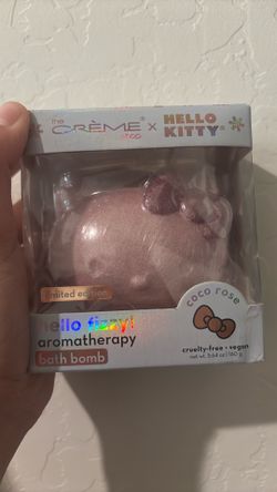 Hello kitty bath bomb