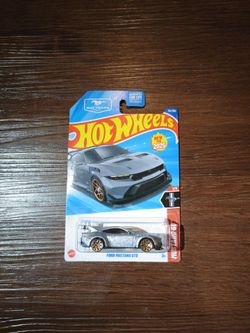 Hot Wheels Ford Mustang GTD Mustang 60 Silver 34/250 New