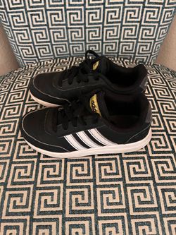 Kids shoes