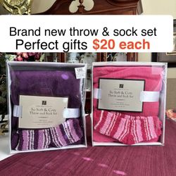 Concierge Collection Soft and Cozy Throw and Sock set. Great Christmas Gift