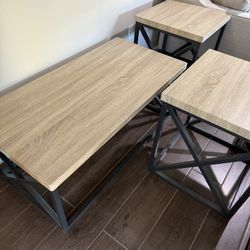 Living Spaces Coffee And End Tables