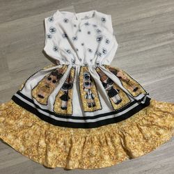 Girl's dress in size M