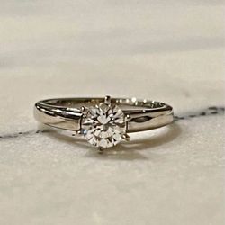 Beautiful Diamond Engagement Ring 